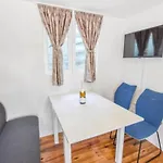Mobile Homes Bella 1 Biograd Na Moru
