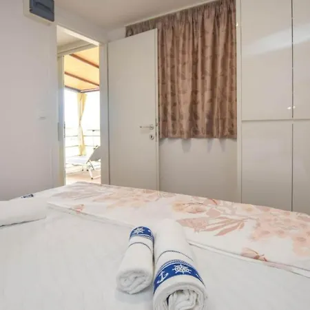 Mobile Homes Bella 1 *