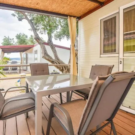 Mobile Homes Bella 1 Biograd Na Moru