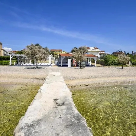 Mobile Homes Bella 1 Biograd Na Moru