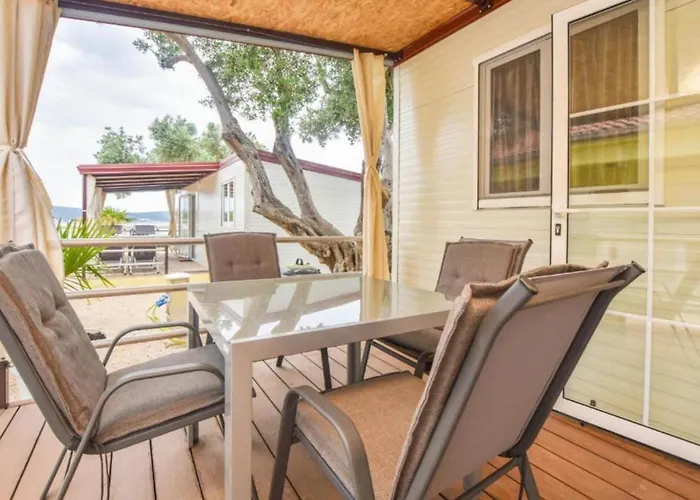 Mobile Homes Bella 1 Biograd Na Moru