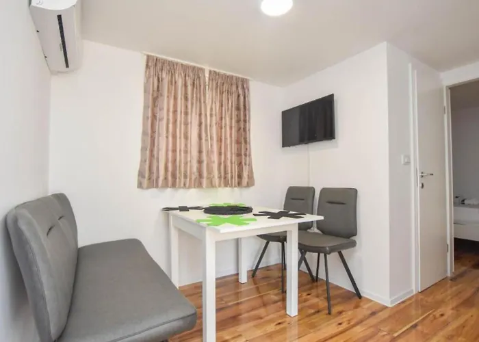 Dom wakacyjny Mobile Homes Bella 1 Biograd Na Moru