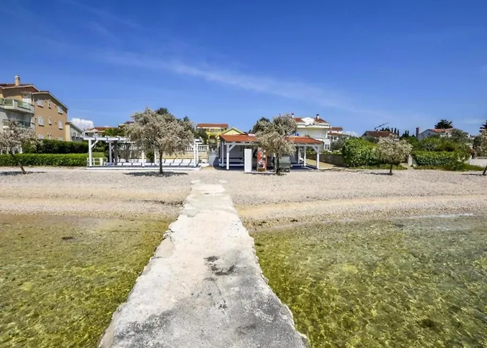 Mobile Homes Bella 1 Biograd Na Moru