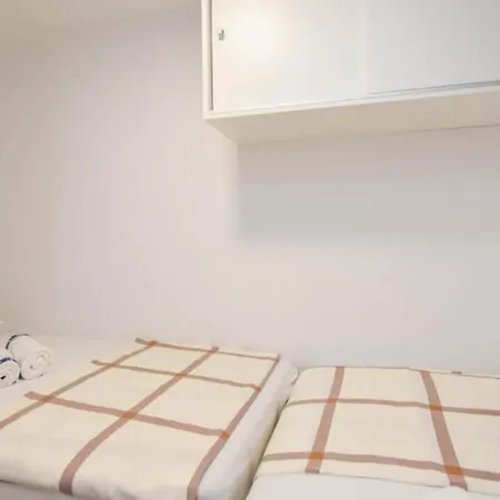 Mobile Homes Bella 1 *