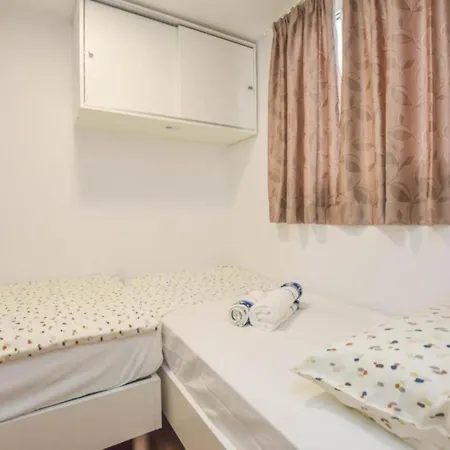 Mobile Homes Bella 1 Vikendica *