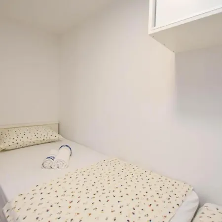 Mobile Homes Bella 1 *